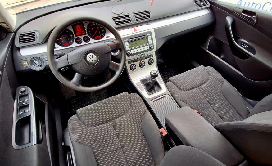 Volkswagen Passat 2008, 1.9 Diesel, 105 CP, Pret – 4.190 Euro