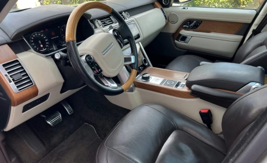 Land Rover Range Rover 2018, 3.0 Diesel, 258 CP, Pret – 69.850 Euro