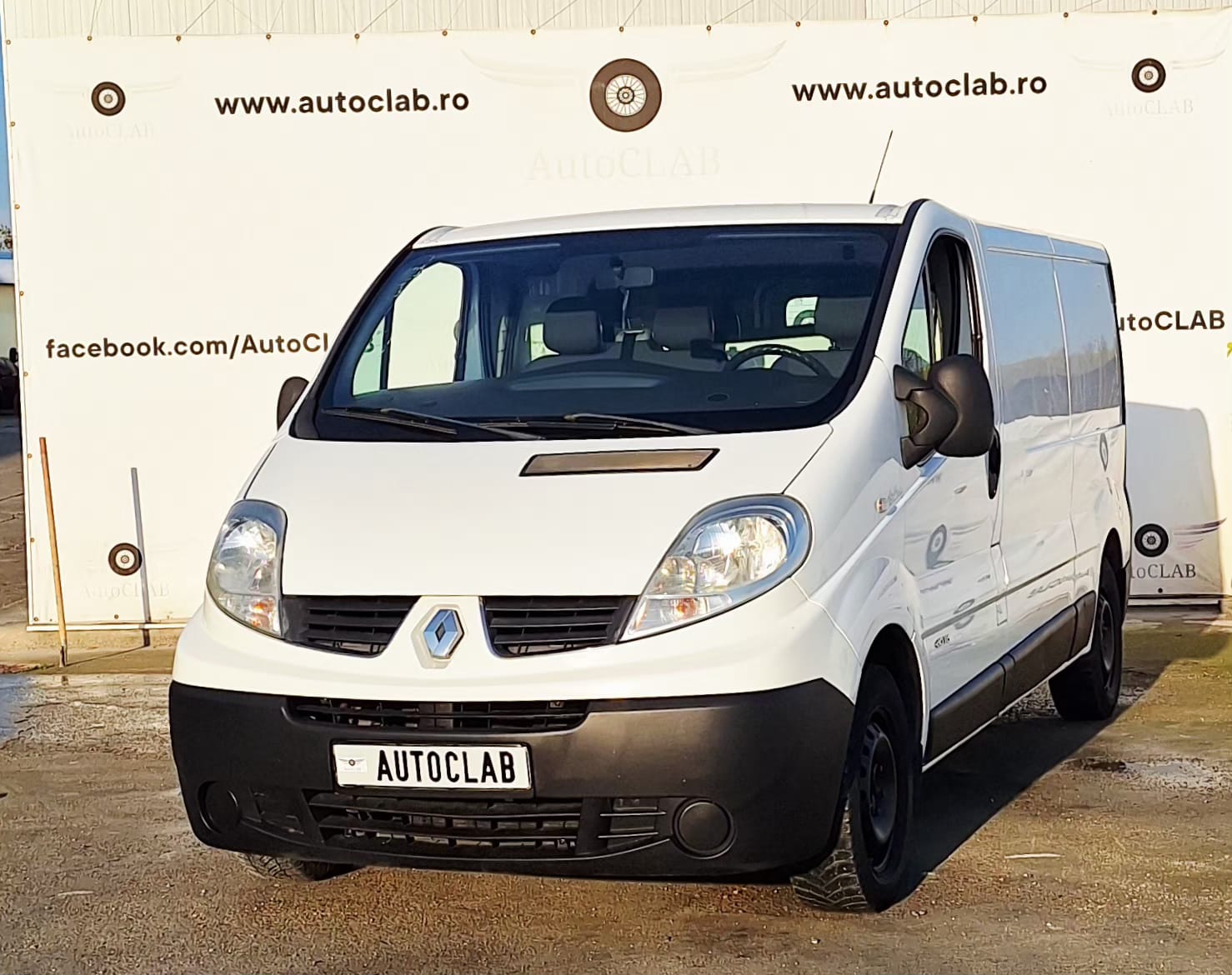 Renault Trafic 2011, 2.0 Diesel, 114 CP, Euro 4, Pret – 5.490 Euro